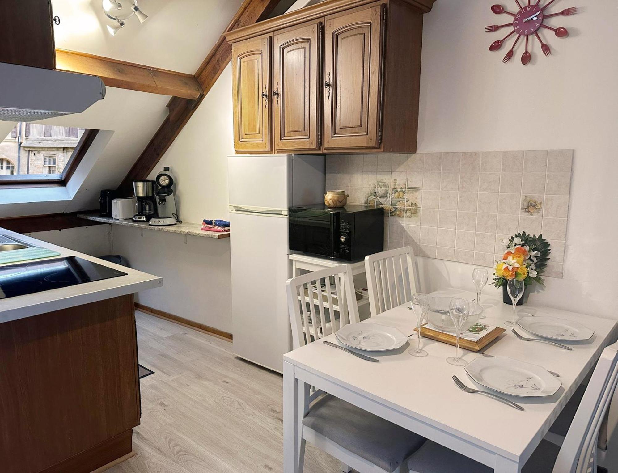 Elegance & Confort - Appart Pres Caves Au Coeur De Reims Exteriör bild